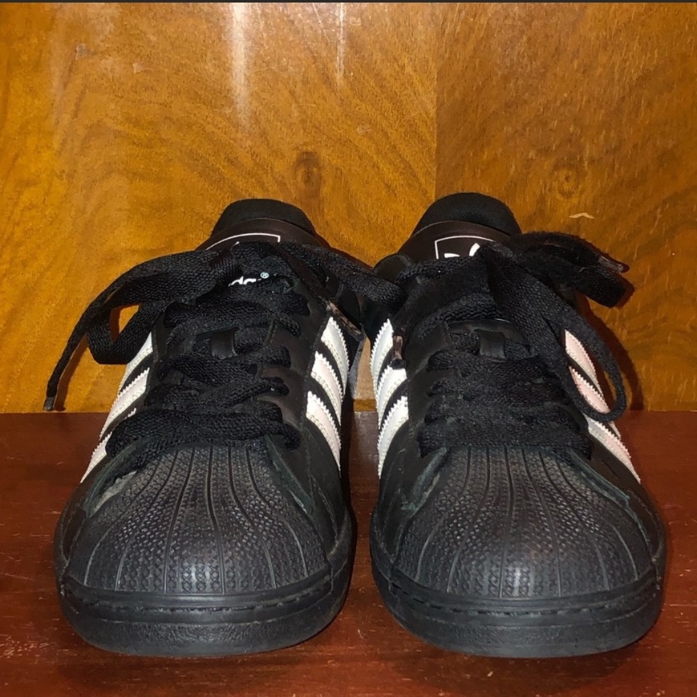 Adidas retro